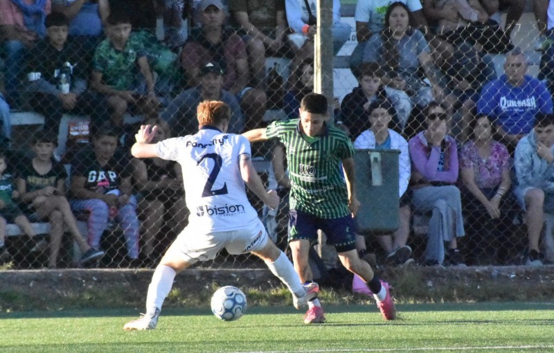 Embajadores y Racing ponen en marcha la final del torneo Oficial